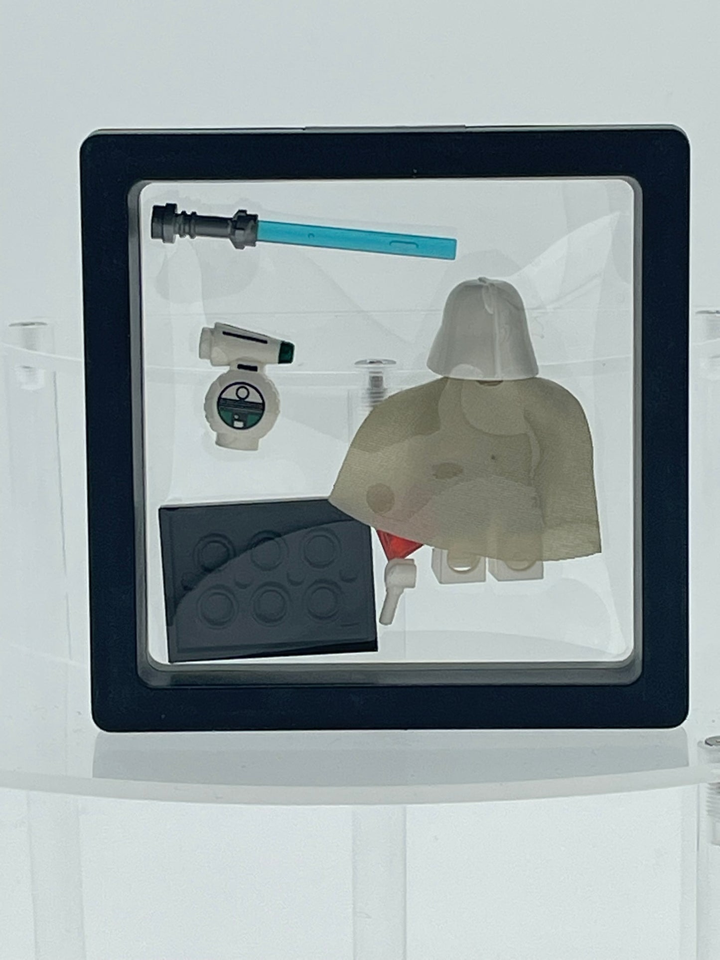Star Wars- Villains: Darth Vader (White).