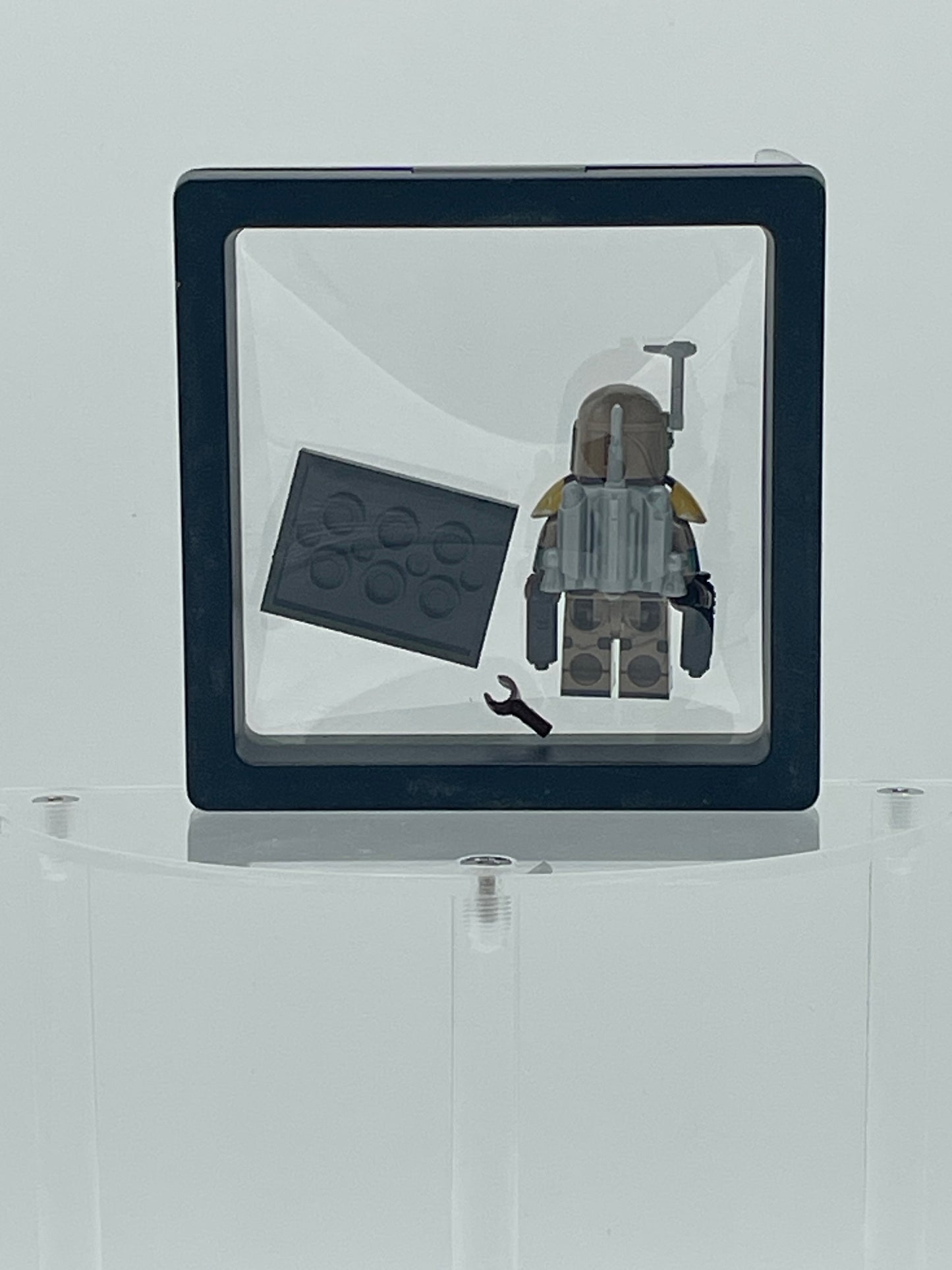 Star Wars- Heroes: Mandalorian Warrior (Brown/Tan/Gold).