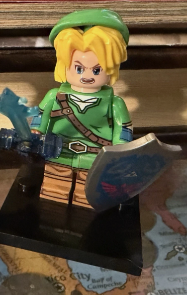 Legend of Zelda: Link w/ Mastersword