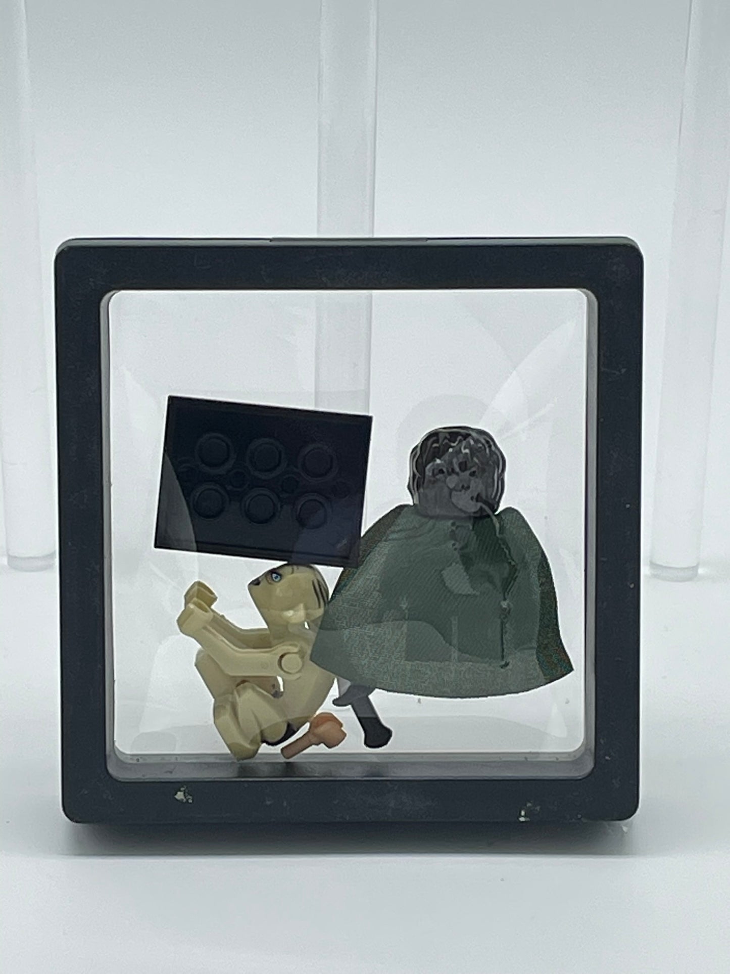 LOTR: Frodo w/ Gollum. All Figures ON WHOLE SITE are Buy 5 Get 1 Free