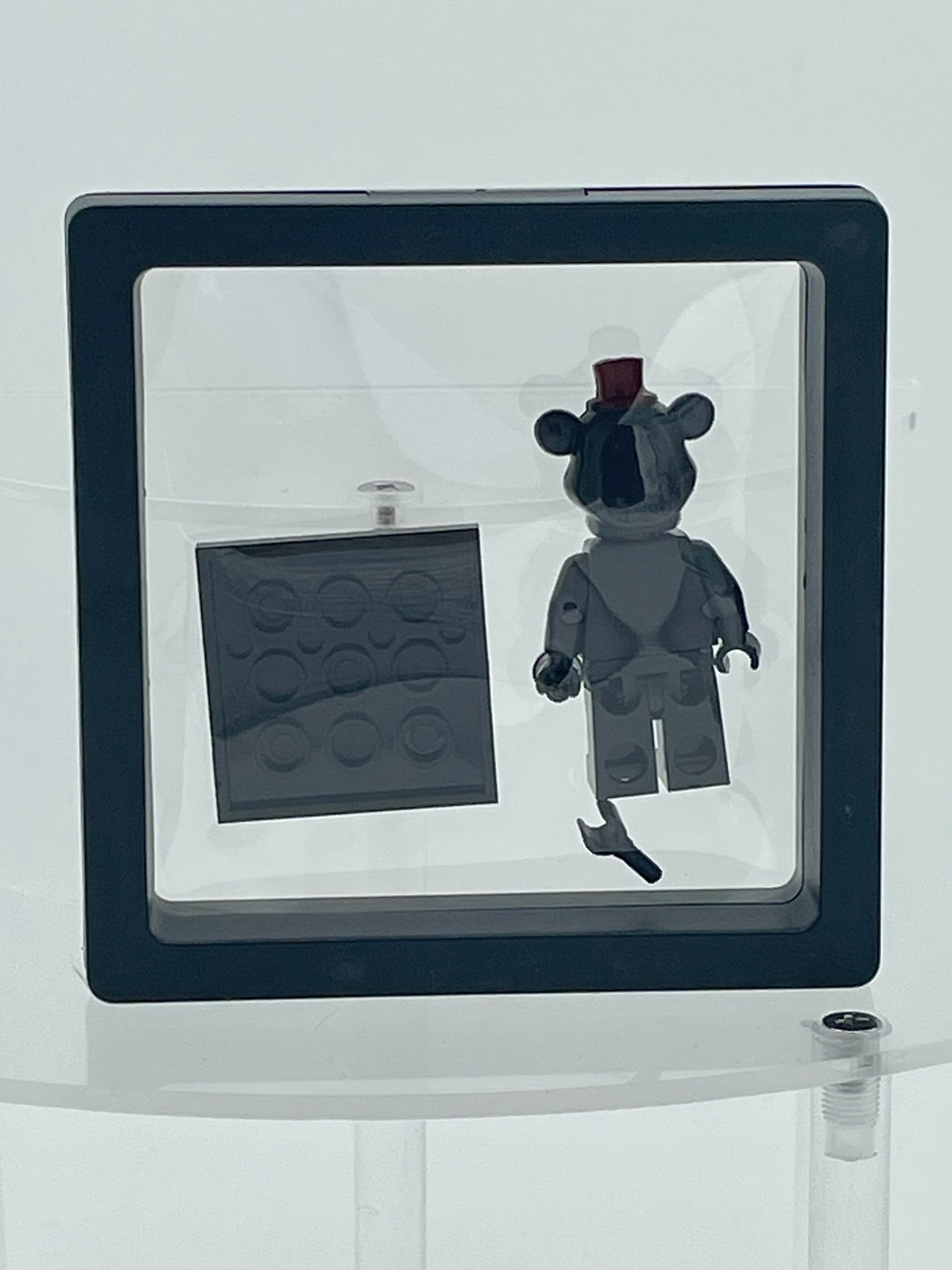 FNAF: Lefty.