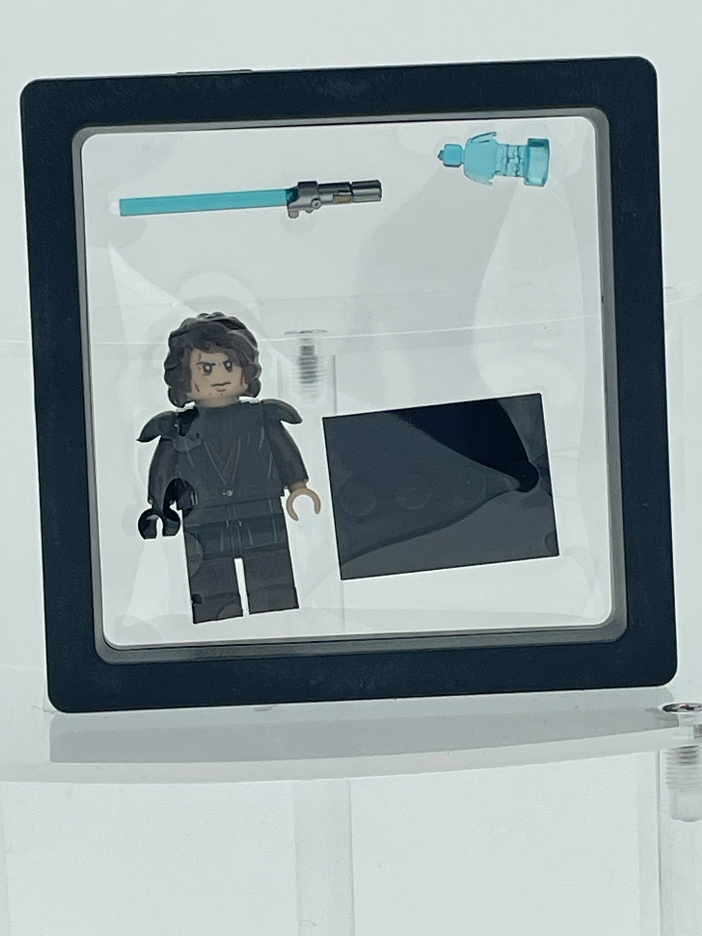 Star Wars- Villains: Dark Side Anakin w/ Pauldron.
