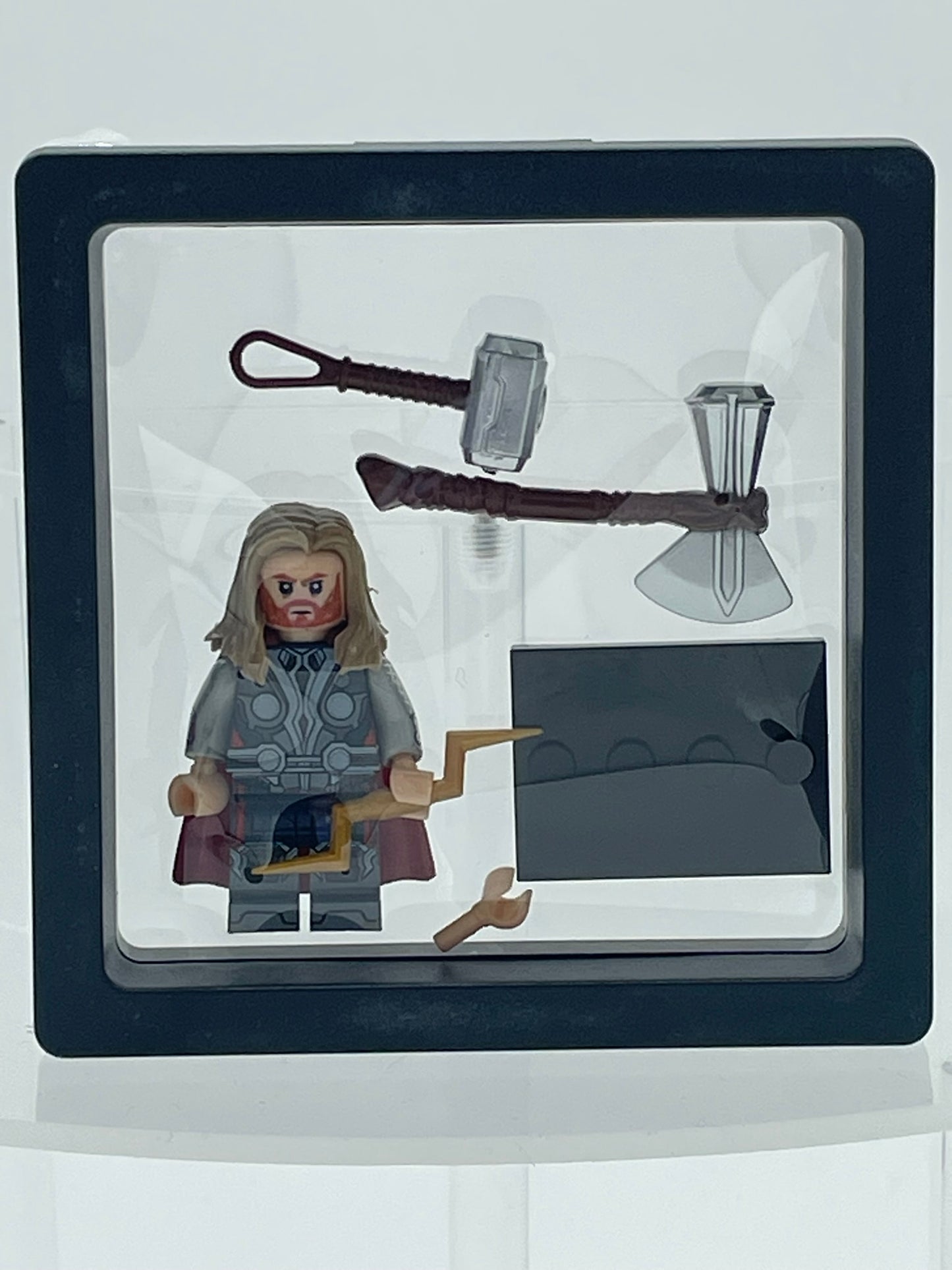 Marvel: Longhair Thor w/ Thunderbolt (Silver).