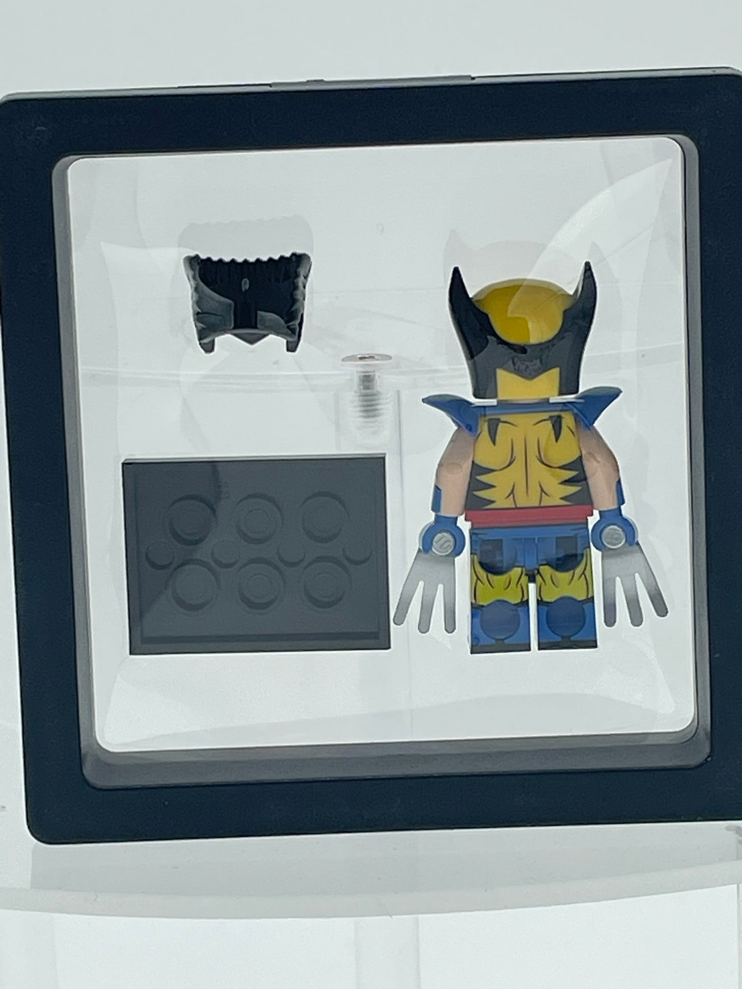 Marvel: Xmen's Wolverine.