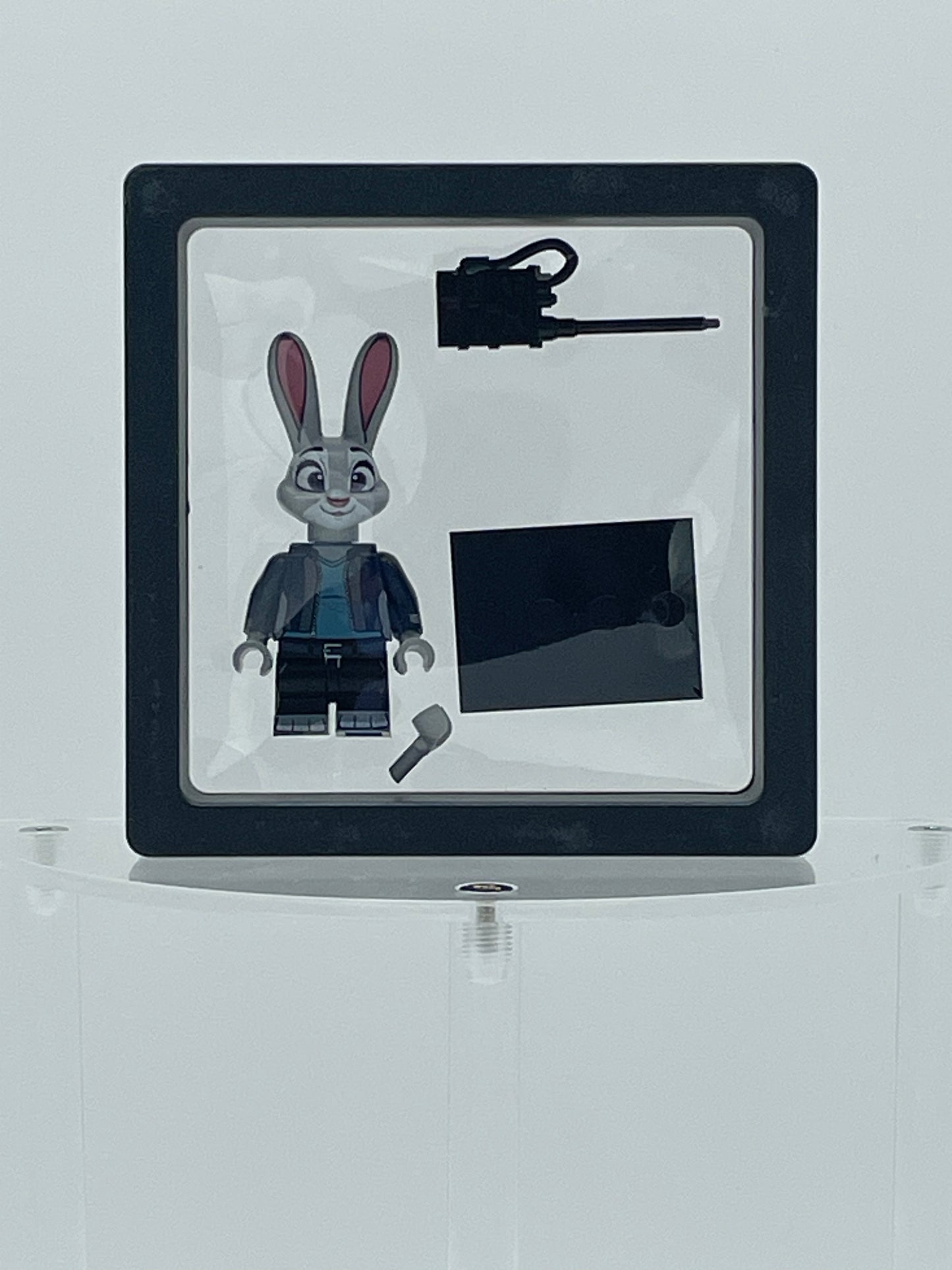 Zootopia: Judy Hopps (Plain Clothes).