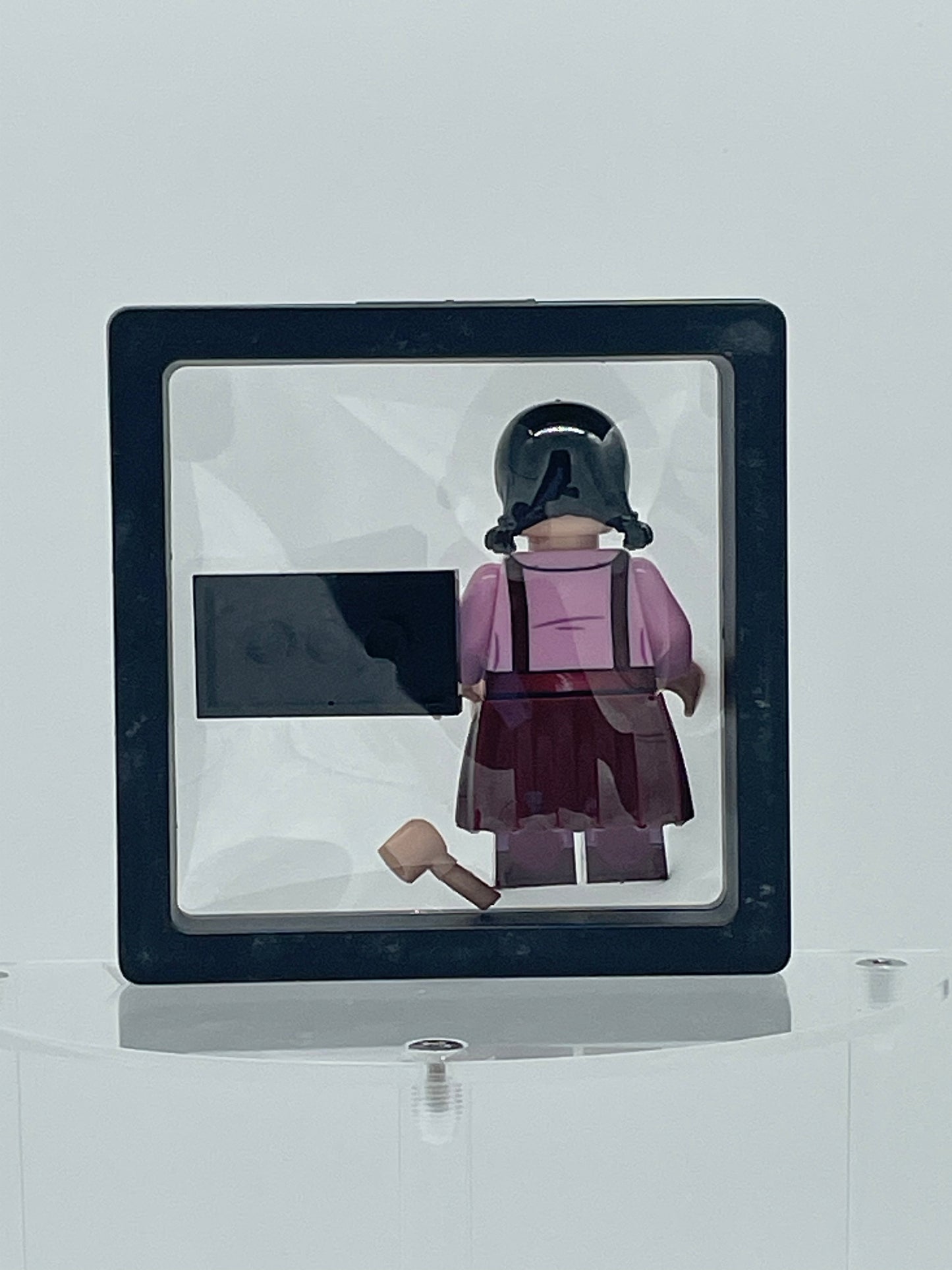 Squid Games: Young Hee (Pink).