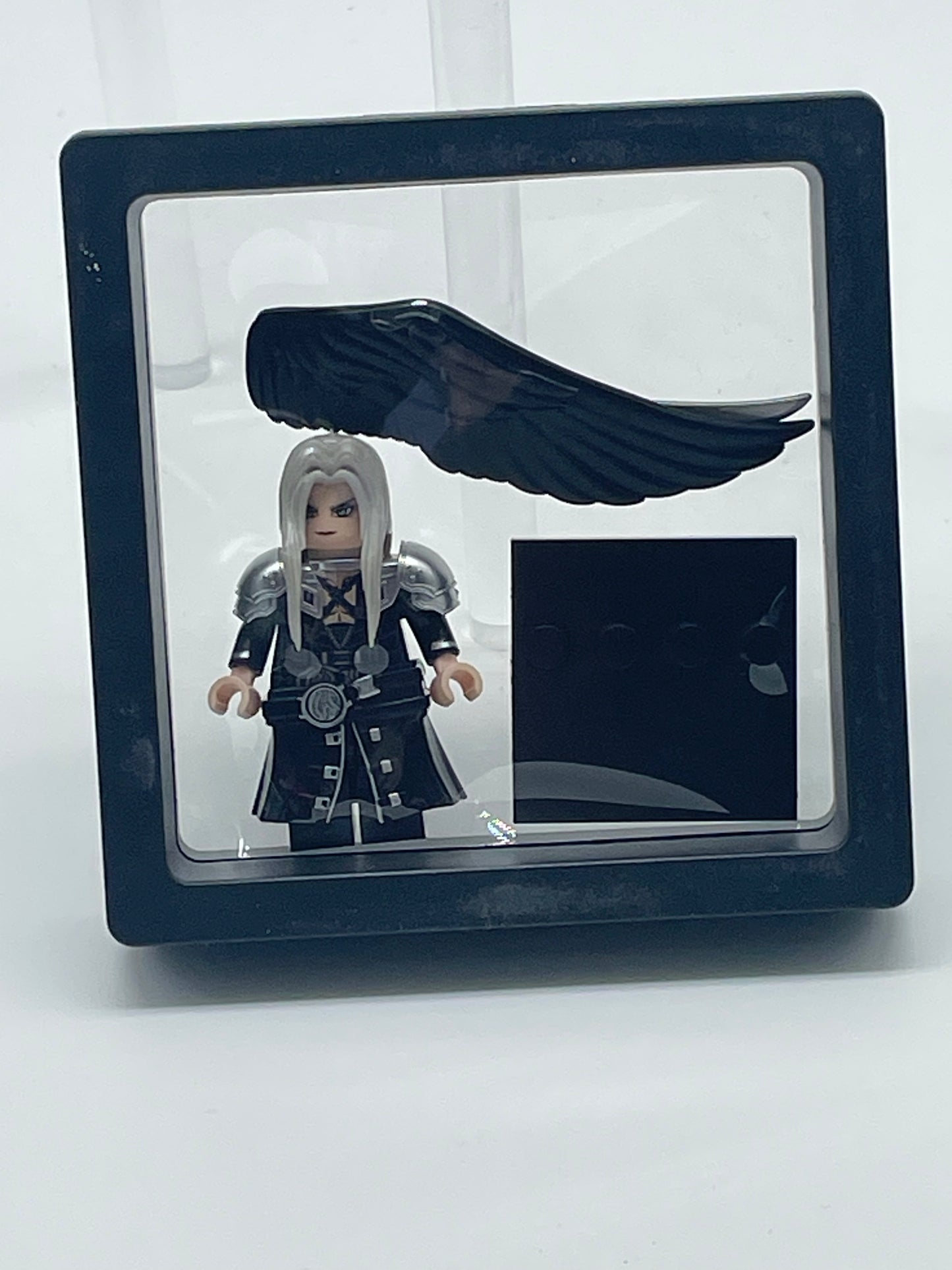 Final Fantasy: Sephiroth (black)